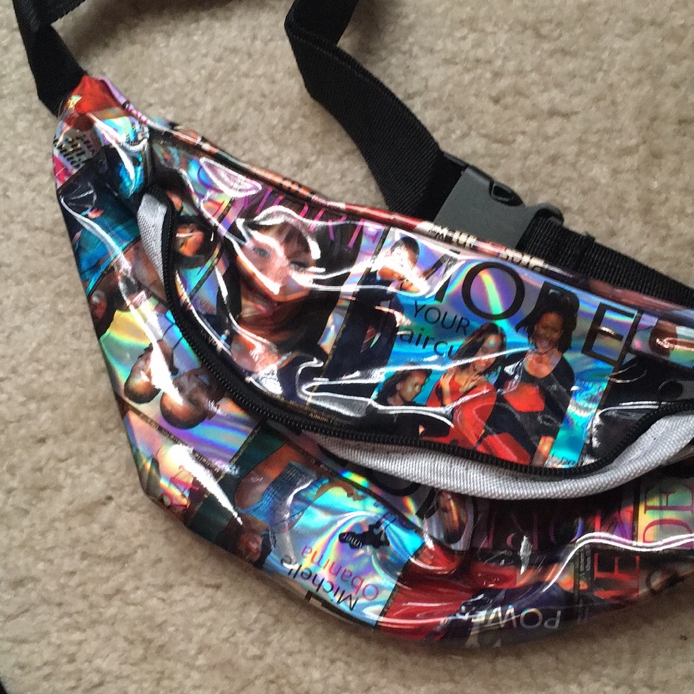 Fannypack - Picture 5 of 5